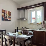 Vila Alseides *